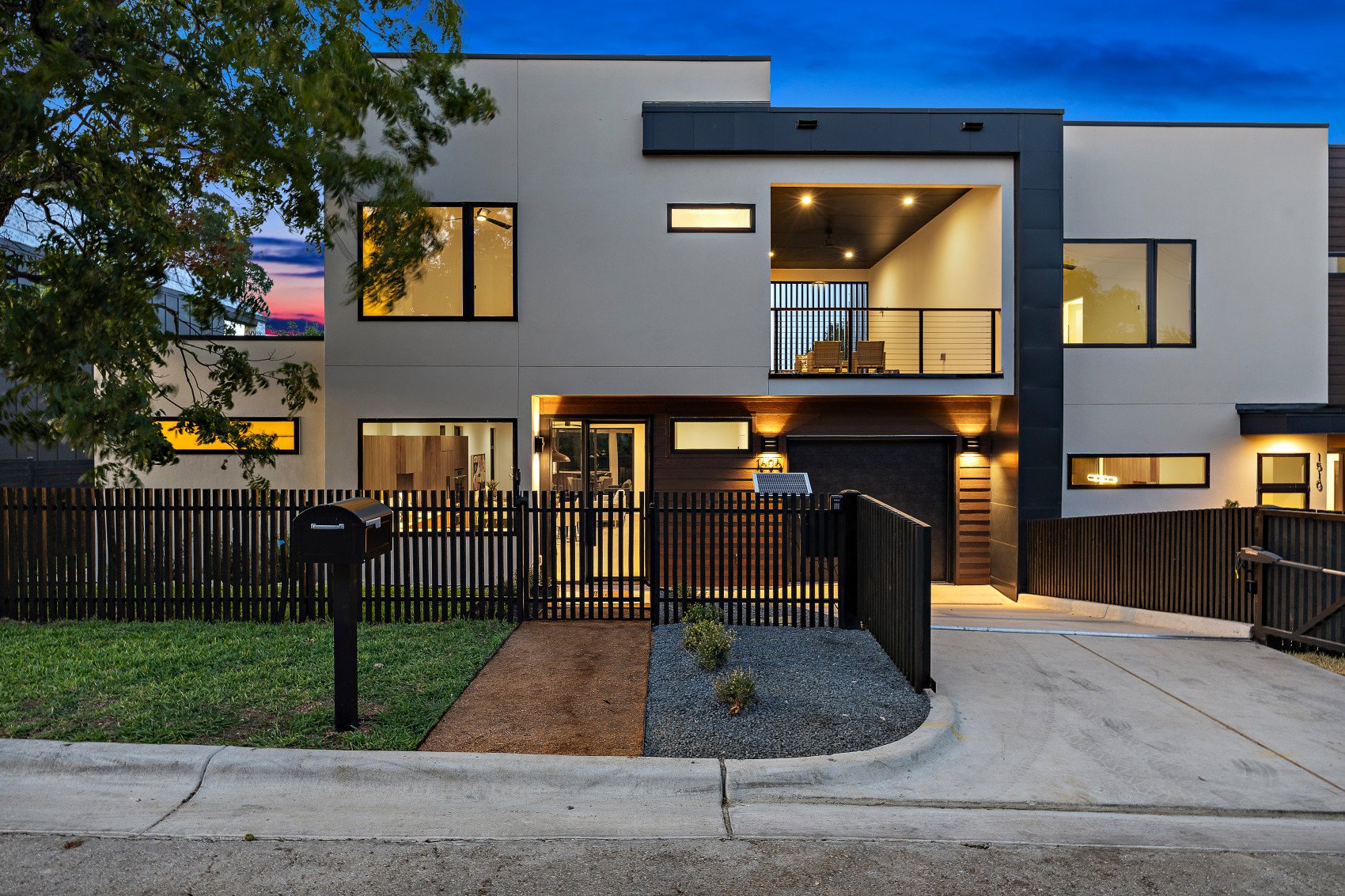 重钢别墅.jpg 重钢别墅.jpg