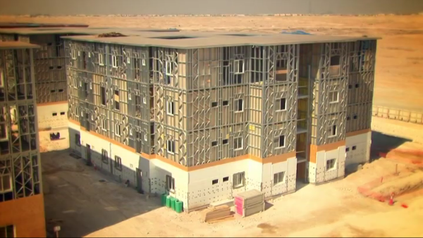 卡塔尔多层轻钢结构房屋施工过程